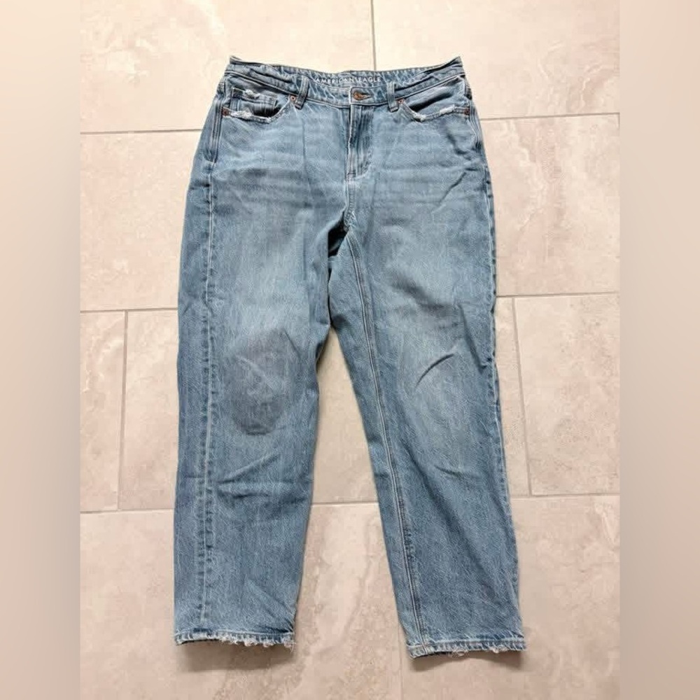 American Eagle Outfitters Light Blue Mom Jeans